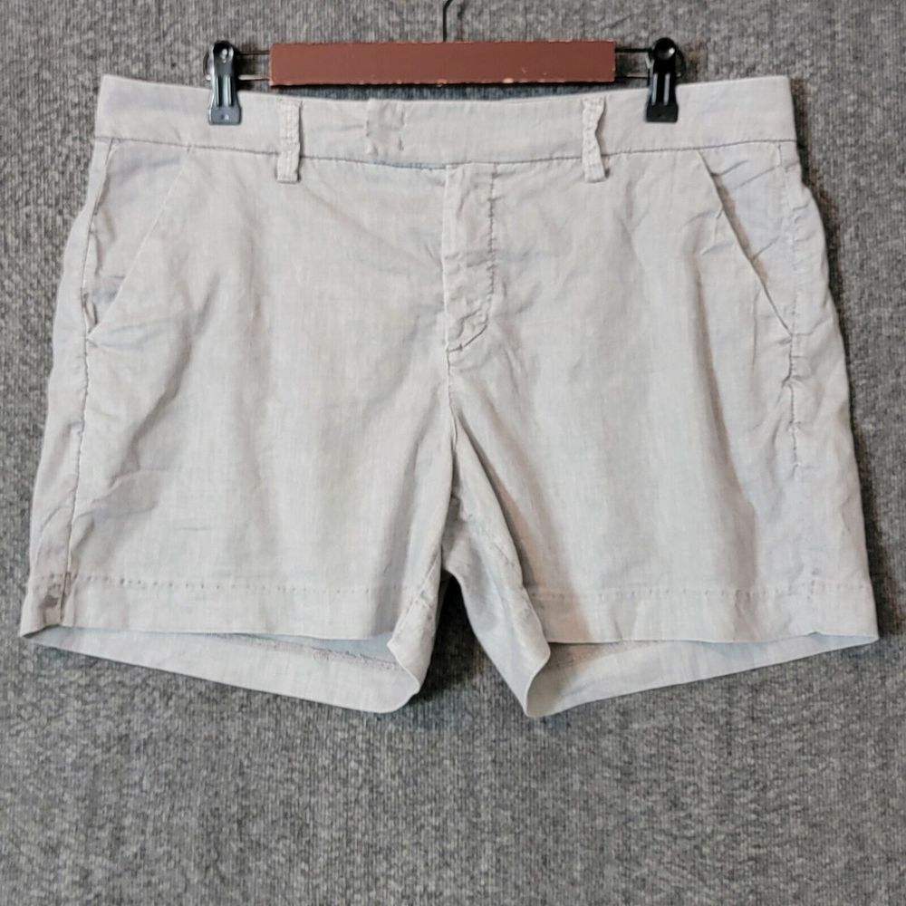 Level 99 Cream Bermudas with Cuffed Hem